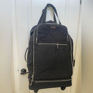 Biaggi 31” foldable spinner travel bag